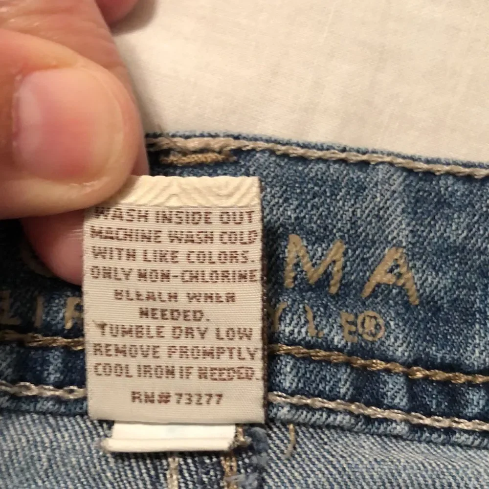 Sonoma 4 Vintage Wash Brass Color Studded Blue Denim Shorts - Picture 13 of 16
